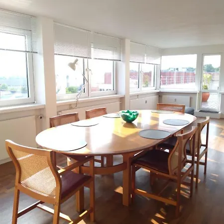 Open Space I Historisk Centrum Appartamento Næstved